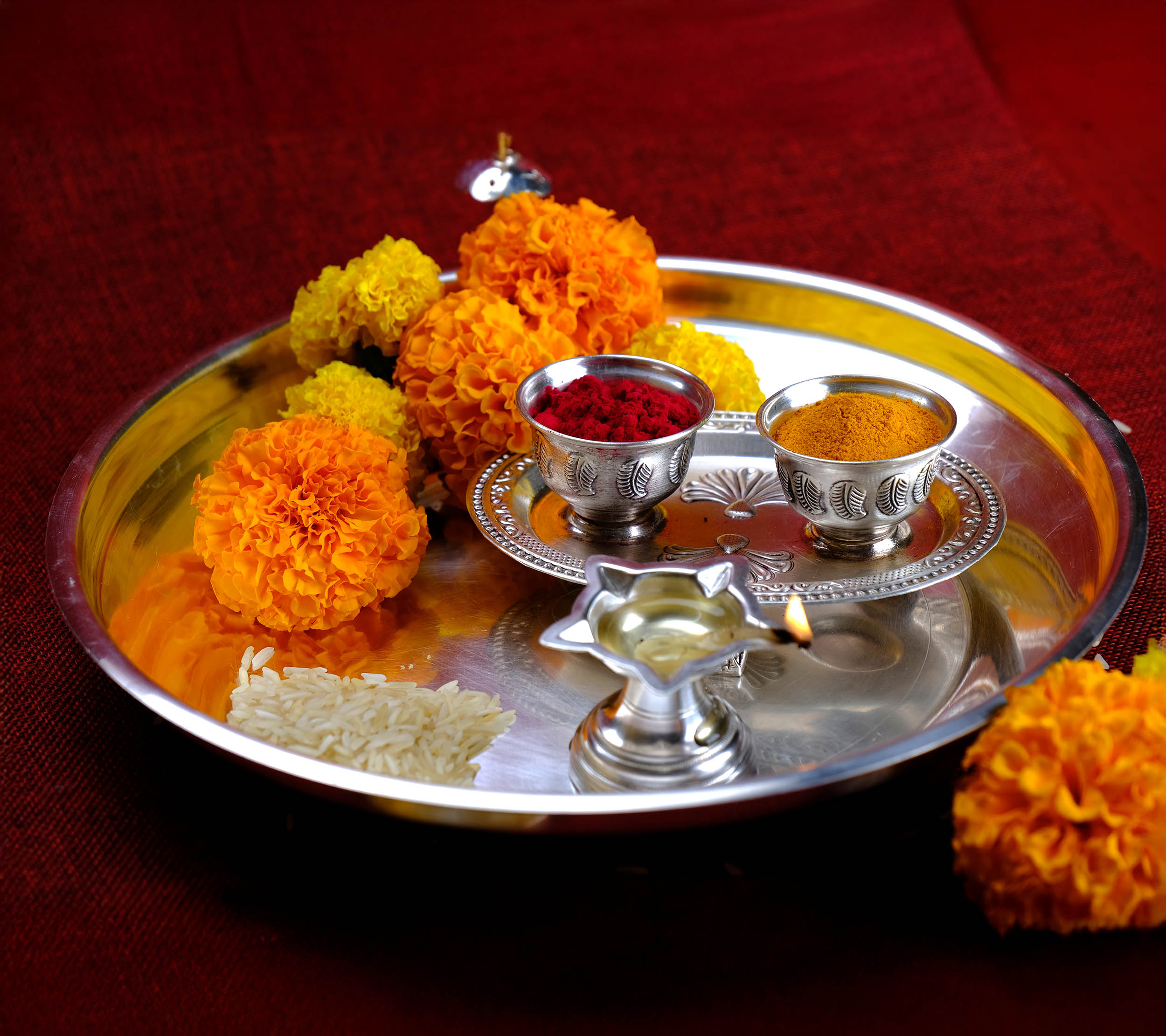 Traditional Pooja Thali Elements & The Powerful Meanings They Hold